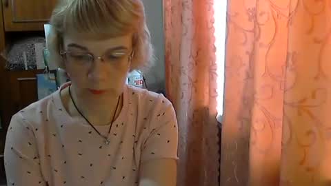 Vanillaxcreamy online show from 1, 3, 2025