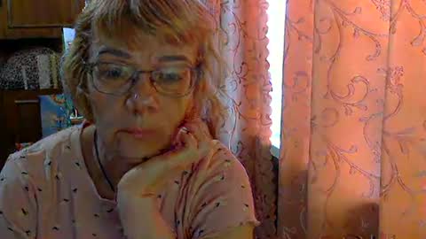 Vanillaxcreamy online show from 2, 3, 2025