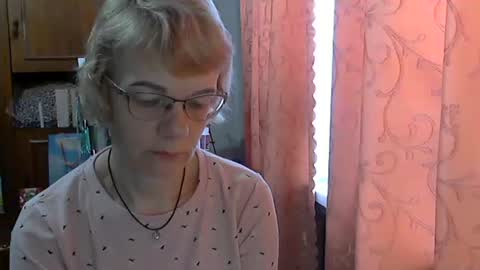 Vanillaxcreamy online show from 5, 3, 2025