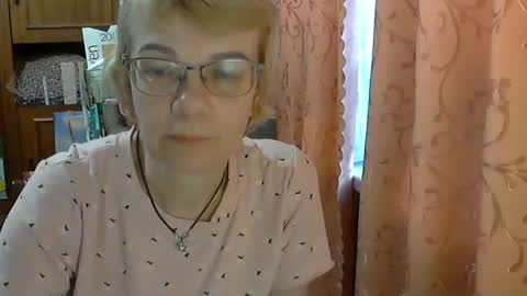 Vanillaxcreamy online show from 6, 3, 2025