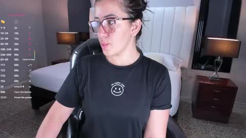 Karine online show from 21, 10, 2025