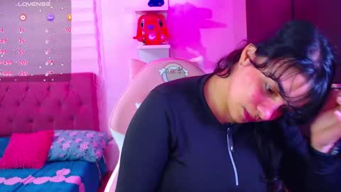 Vanesa online show from 7, 1, 2025