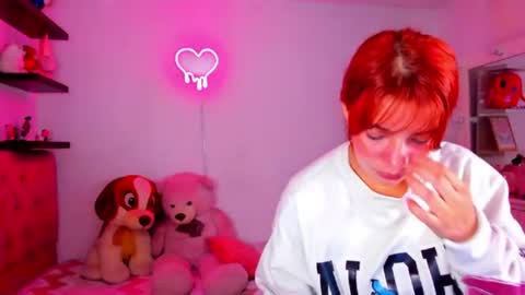 Snapshot of vannessa_shy chatting on 9, 7, 2026 Vanesa online show from 9, 7, 2026