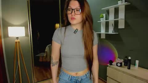 Snapshot of vanvanvibe chatting on 20, 3, 2026 Charline online show from 20, 3, 2026