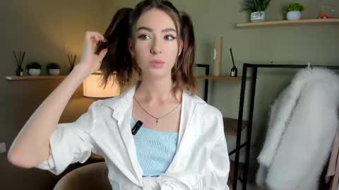 Charline online show from 3, 5, 2026