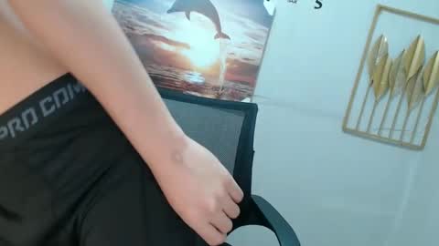 Snapshot of vanxxx2005 chatting on 11, 12, 2024 vanxxx2005 online show from 11, 12, 2024