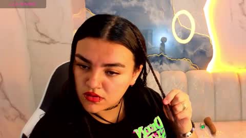 Snapshot of vany_lu_tx chatting on 8, 11, 2025 Live 800am 200pm COLOMBIAN HOUR online show from 8, 11, 2025