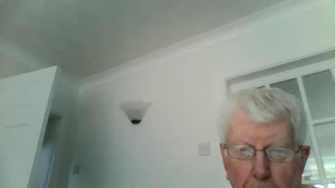 Snapshot of vassus chatting on 5, 10, 2025 vassus online show from 5, 10, 2025