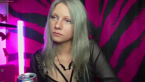 Snapshot of vasya_sylvia chatting on 17, 6, 2026 Vasya Sylvia online show from 17, 6, 2026