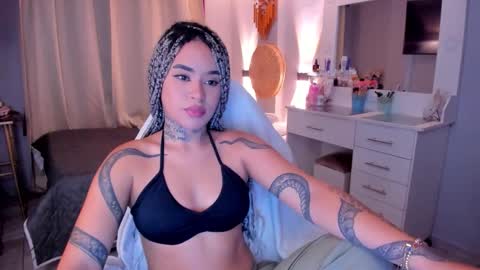 Snapshot of vayolett_bass chatting on 16, 1, 2026 Vayolett Bass online show from 16, 1, 2026