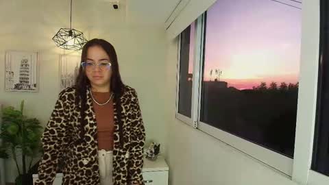 Victoria online show from 11, 9, 2025