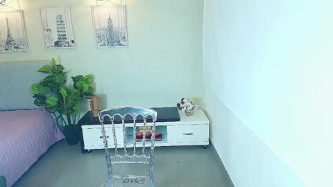 Victoria online show from 20, 9, 2025