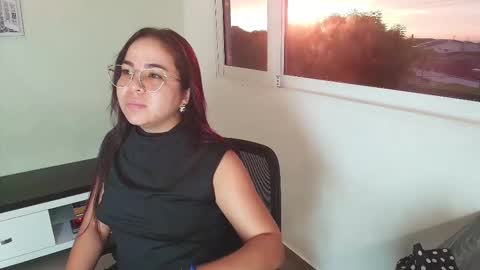 Victoria online show from 2, 10, 2025