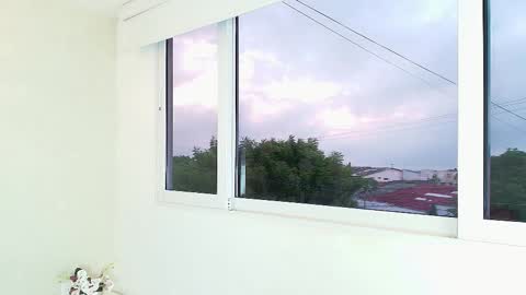 Victoria online show from 6, 10, 2025