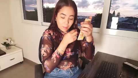 Victoria online show from 18, 10, 2025