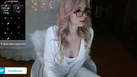 Snapshot of veafreeze chatting on 19, 2, 2025 veafreeze online show from 19, 2, 2025