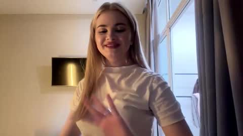 Snapshot of vedalipscomb chatting on 13, 2, 2026 Monika online show from 13, 2, 2026