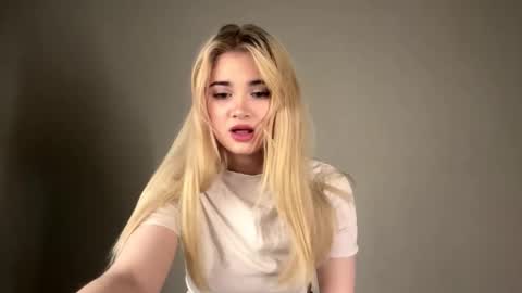 Snapshot of vedalipscomb chatting on 27, 2, 2026 Monika online show from 27, 2, 2026