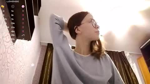 Lisa online show from 12, 11, 2025