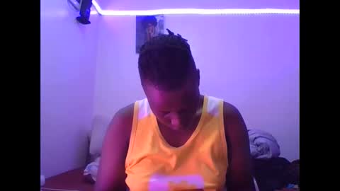 Vee tommy online show from 22, 4, 2026