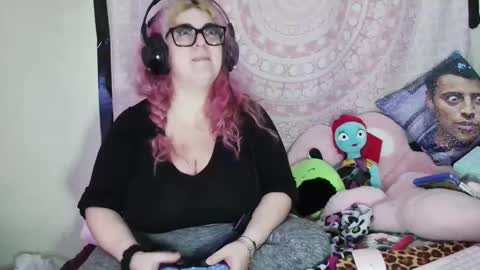 Veronica Lehane online show from 29, 12, 2024