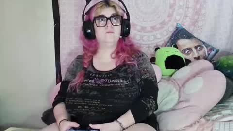 Veronica Lehane online show from 7, 1, 2025