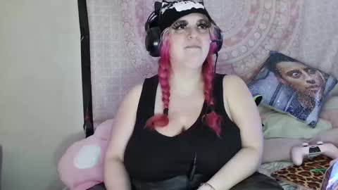 Veronica Lehane online show from 26, 1, 2025