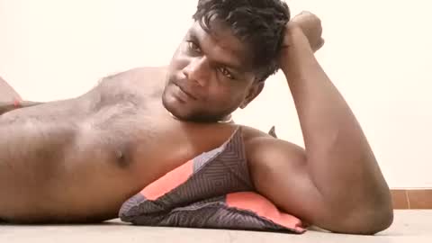 Snapshot of veera580446 chatting on 5, 4, 2026 veera580446 online show from 5, 4, 2026