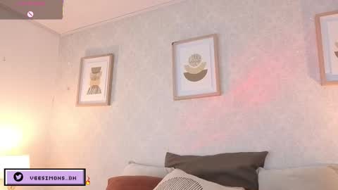 Vee Simons online show from 15, 1, 2026