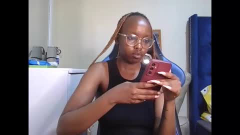 Snapshot of veey_dellah chatting on 19, 12, 2025 veey online show from 19, 12, 2025