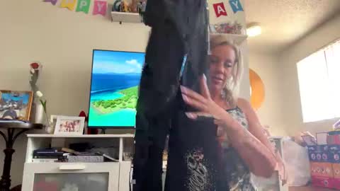 Snapshot of vegas_danielle chatting on 31, 5, 2026 Vegas Dani online show from 31, 5, 2026