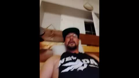 Snapshot of vegasdadbod chatting on 7, 5, 2026 vegasdadbod online show from 7, 5, 2026