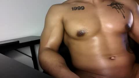 Snapshot of vegasluv702 chatting on 27, 5, 2026 Vegas Love online show from 27, 5, 2026