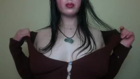 velira_ online show from 19, 12, 2025