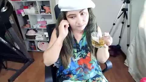 Im VelaI will be Christmas and New Year with my family December 22 to January 13 I will miss you guys. online show from 17, 2, 2026