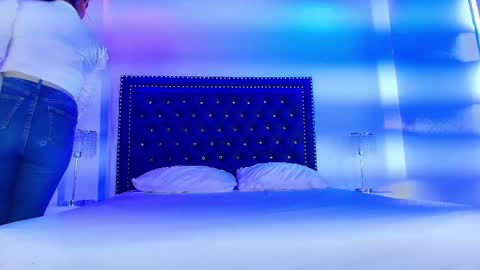 velora_nigth online show from 14, 1, 2026