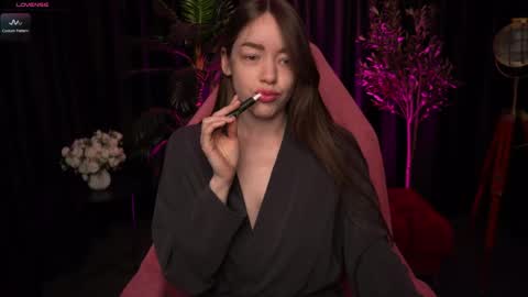 Snapshot of velouraa chatting on 4, 5, 2026 Kitty online show from 4, 5, 2026