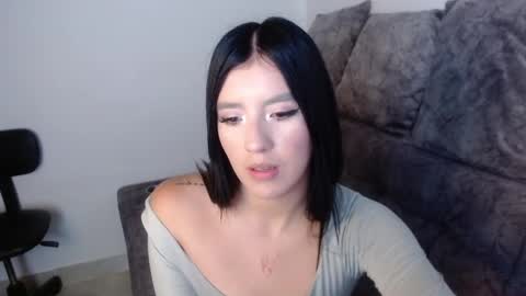 Snapshot of velvet_28_ chatting on 23, 9, 2025 velvet_28_ online show from 23, 9, 2025