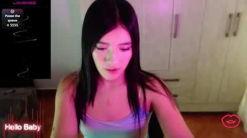 Snapshot of velvet_28_ chatting on 17, 10, 2025 velvet_28_ online show from 17, 10, 2025