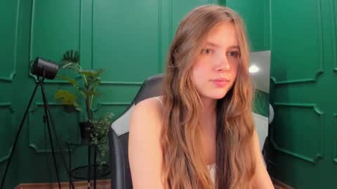velvet_cherry online show from 26, 2, 2025