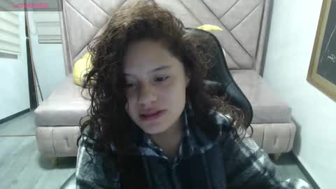 velvet_moon_v online show from 19, 1, 2026