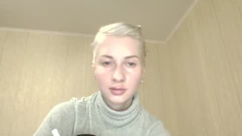 Velvet Pearl online show from 10, 7, 2026