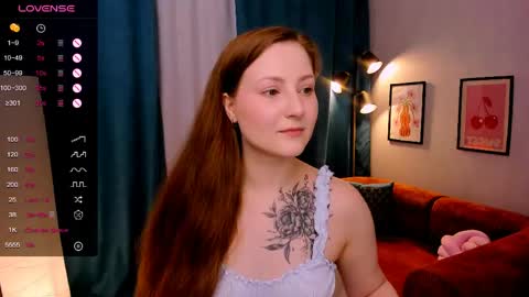 Snapshot of velvetcherry_ chatting on 31, 5, 2026 Mia online show from 31, 5, 2026