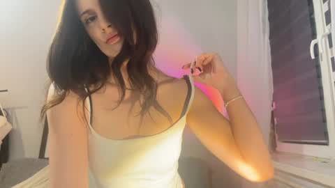 Snapshot of velvetfumble chatting on 3, 6, 2026 Emma online show from 3, 6, 2026