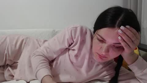 velvetmoon123 online show from 9, 2, 2026