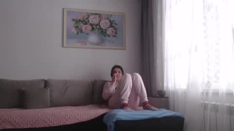 velvetmoon123 online show from 19, 2, 2026