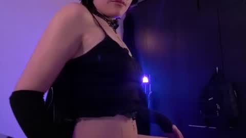 velvette online show from 3, 7, 2026