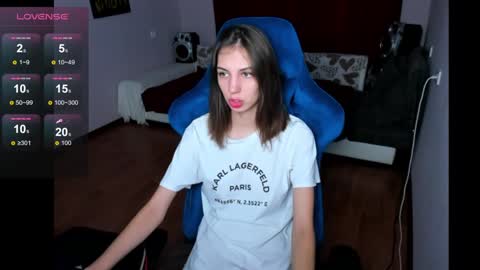 veneradi615 online show from 11, 12, 2024