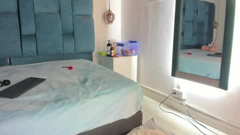 venezolana_caro online show from 14, 5, 2026