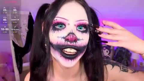 Vivian online show from 17, 10, 2025